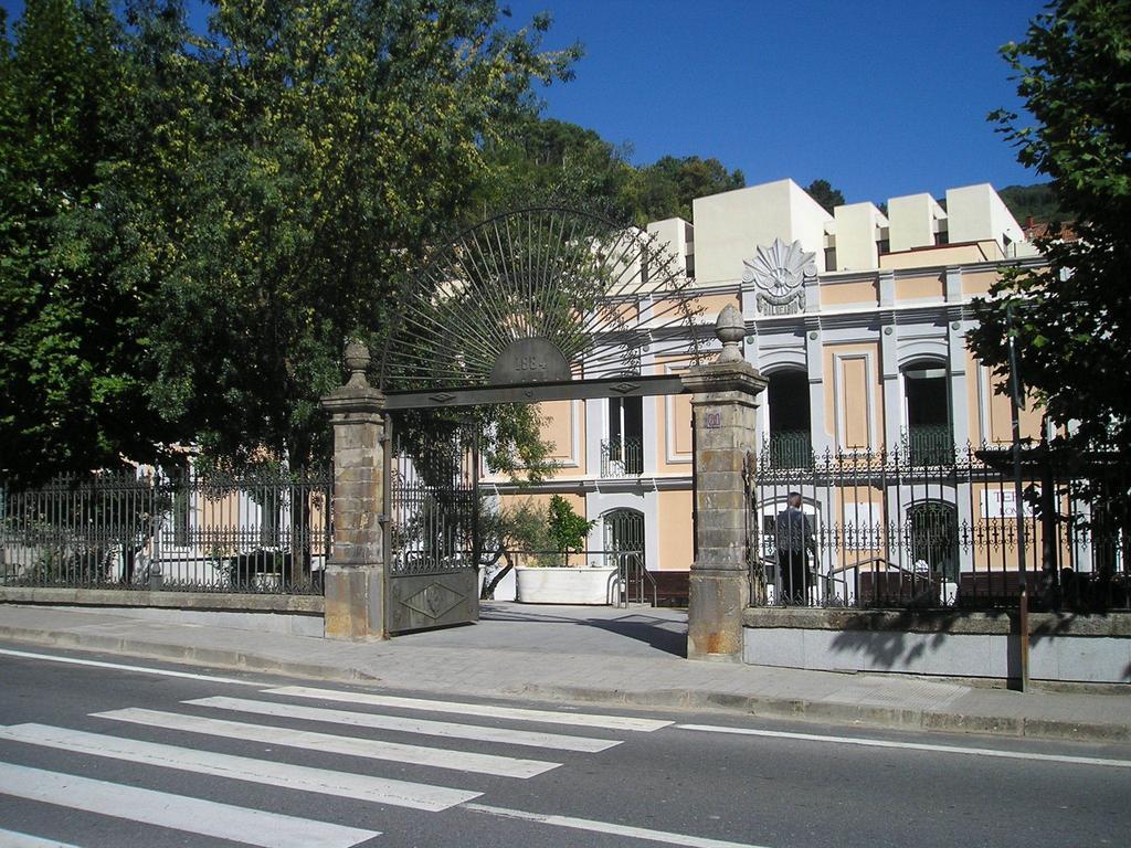 Hostal Martin II Banos De Montemayor Exterior foto